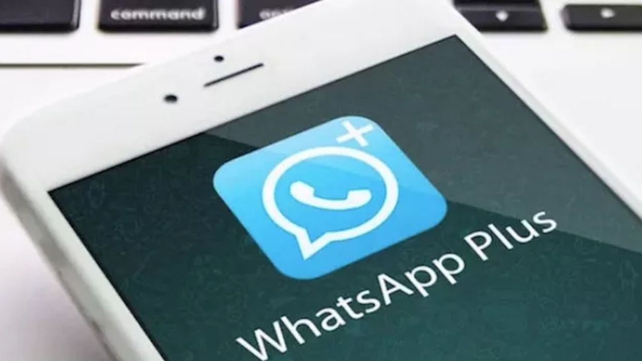 WhatsApp Plus, la versión enemiga de WhatsApp que puede dejarte sin cuenta en esta red
