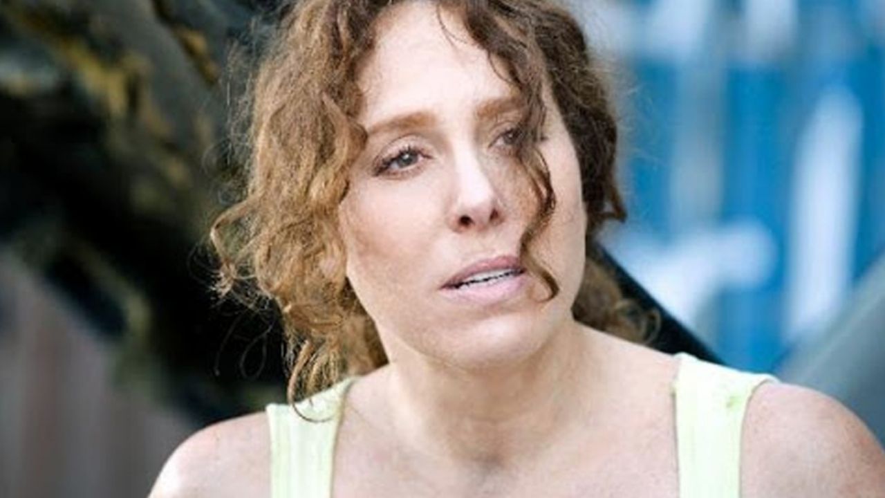 Azela Robinson sufre accidente en un avión