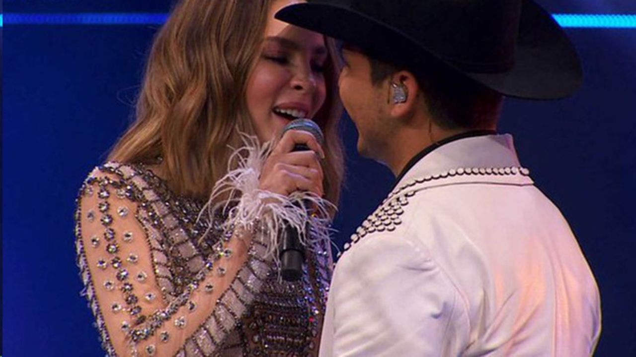Belinda reacciona a la canción de Christian Nodal con Los Plebes del Rancho