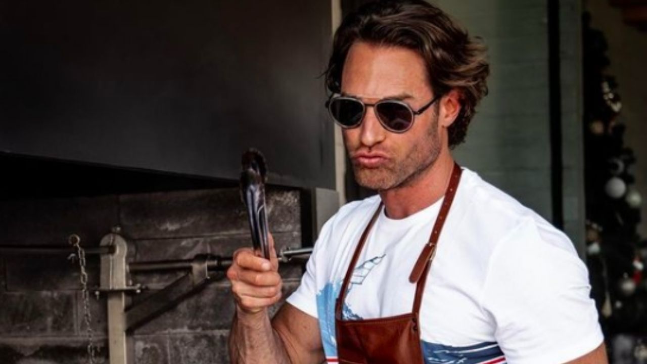 ¿Se va a hacer o no se va a hacer? Sebastián Rulli presume cómo prepara la carnita asada