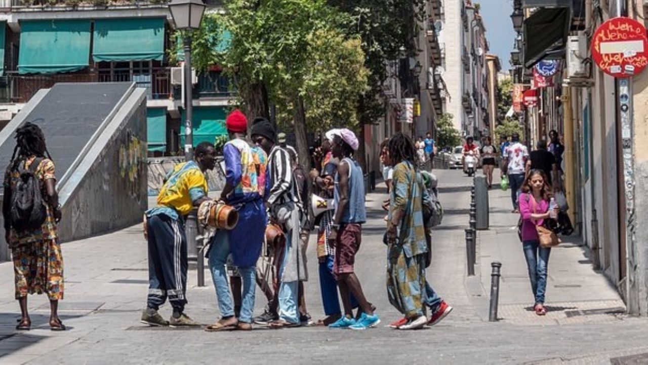 “No vengan”: Gobierno de Biden busca evitar nueva ola de coronavirus con el arribo de más migrantes