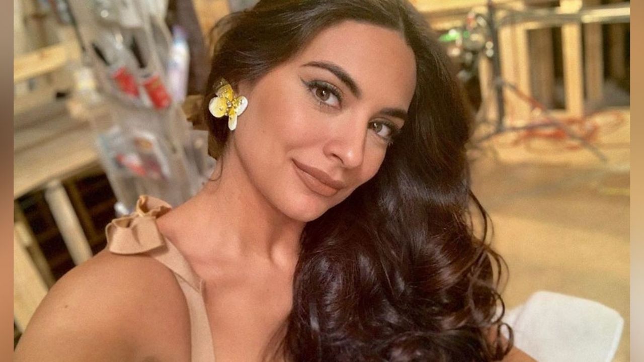 Ana Brenda Contreras deslumbra con esta imagen al reaparecer en redes sociales