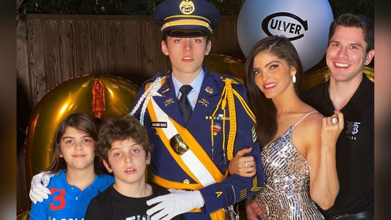 Ana Bárbara exhibe que su joven prometido le pone el pañal a ‘Luna’ ¿su hija en común?