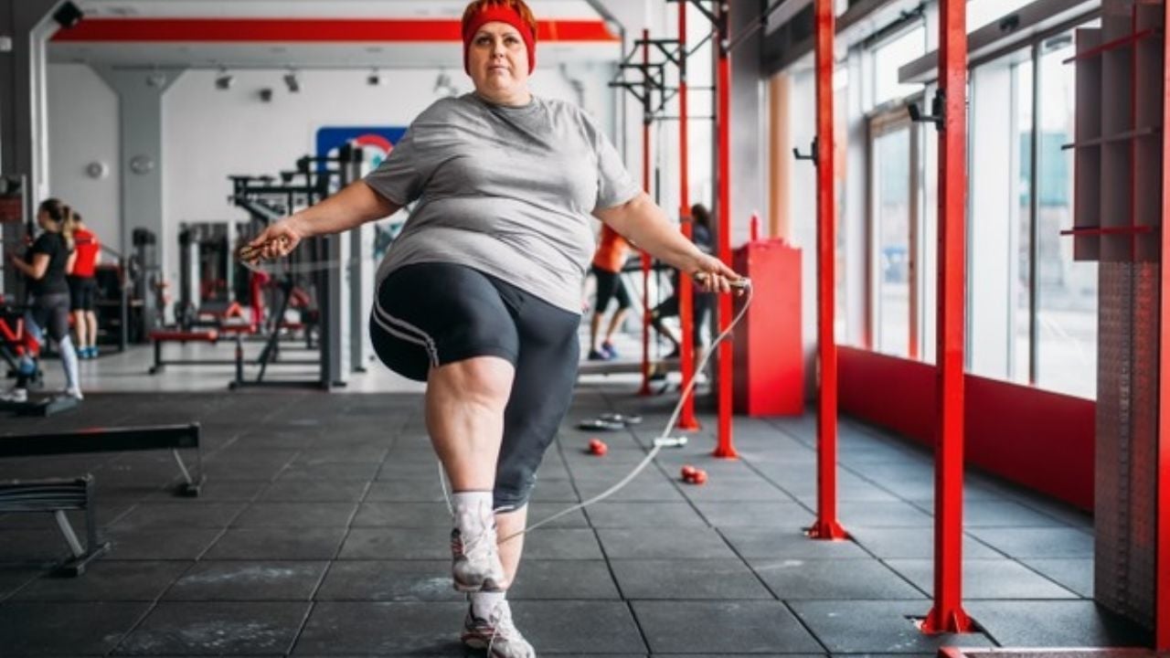 Hacer ejercicio ayuda a bajar de peso