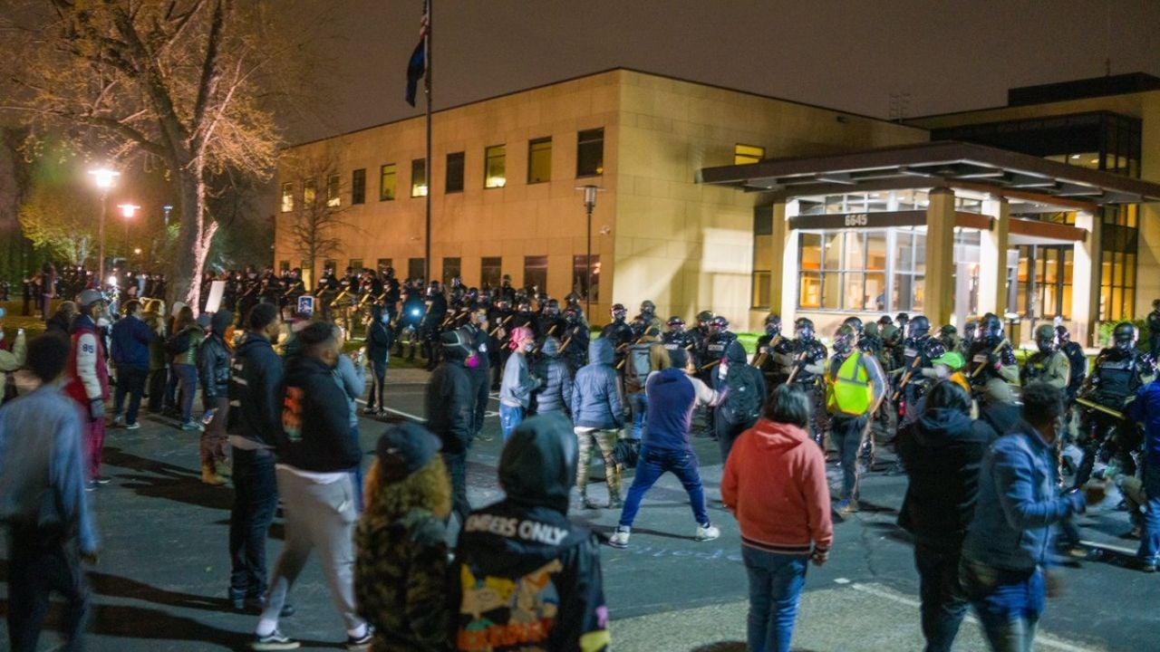 Protestas por la muerte de Daunte Wright