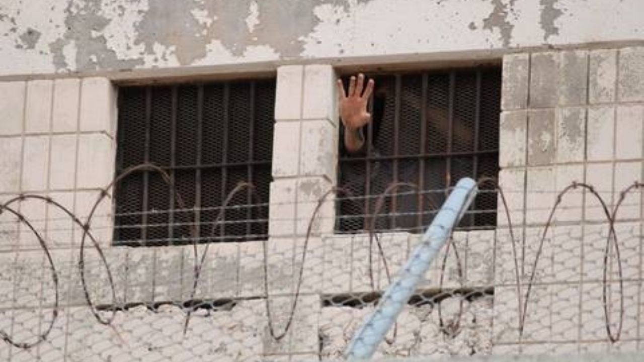 Disturbios en Tijuana: Reclusos de penal realizan motín por falta de ropa y alimentos