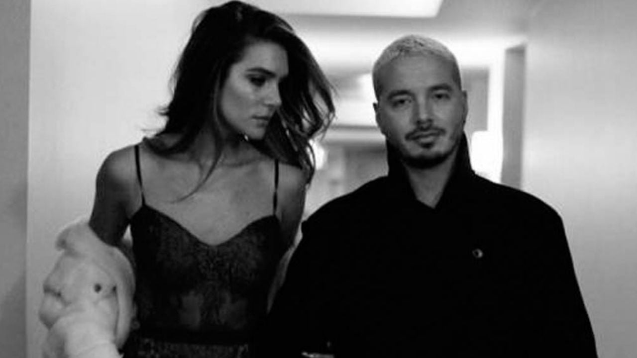 ¿Furioso? J Balvin da tremendo regaño a su novia por estas FOTOS: “Actúa como mamá”
