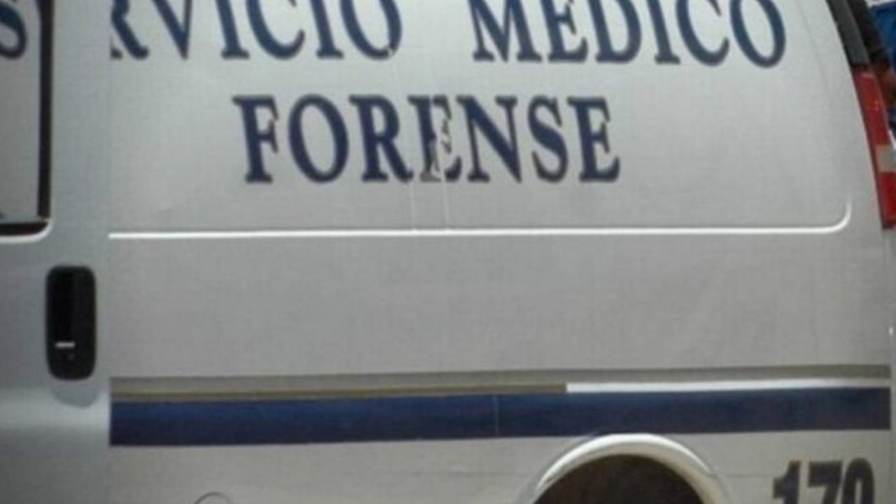 Semefo llega a la escena del crimen