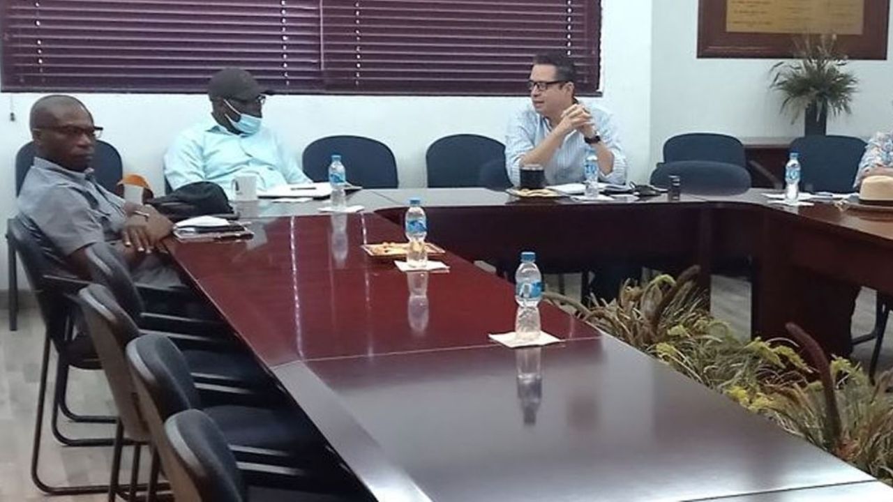 Autoridades del Valle del Yaqui recibe a funcionarios del Banco Central de Nigeria