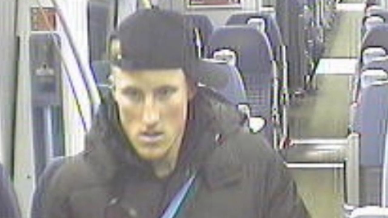 Le pidió que se pusiera cubrebocas y lo ataca; pasajero le revienta una botella en la cabeza