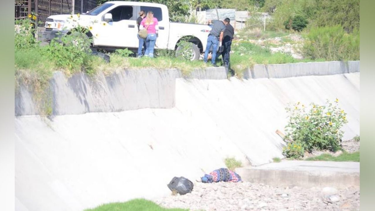 Macabro crimen: Autoridades encuentran un encobijado en arroyo de Chihuahua