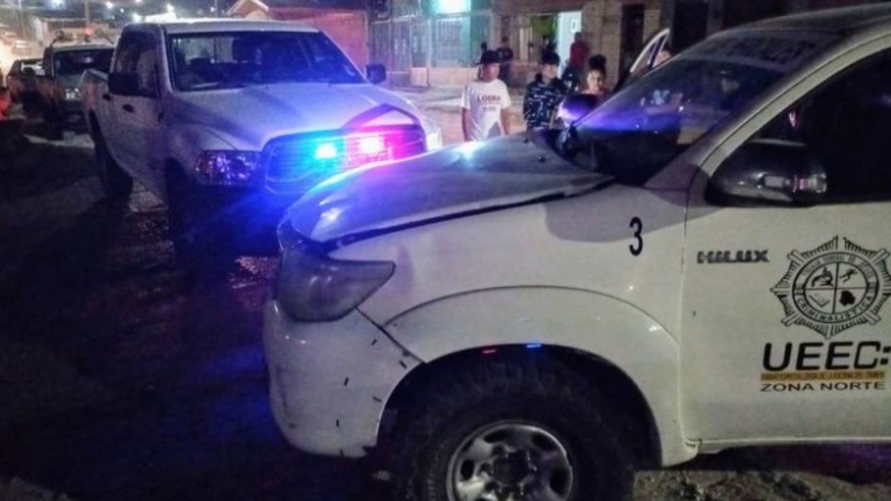 Autoridades llegan al sitio del crimen