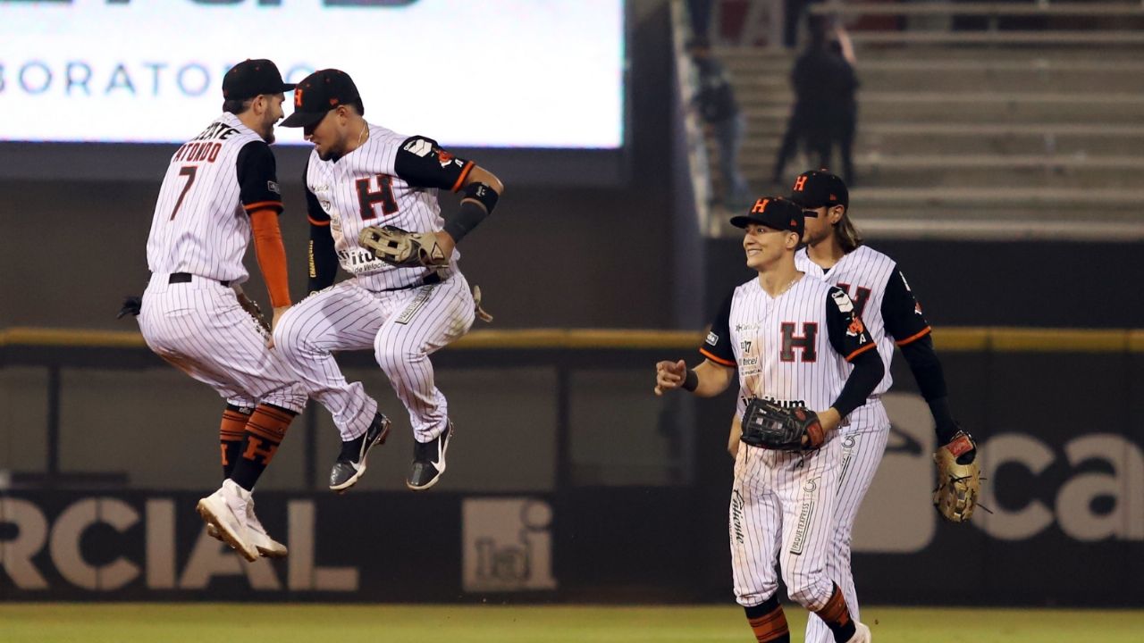 No metieron ni las manos: Los Naranjeros maltratan a los Yaquis y se quedan con el clásico de Sonora