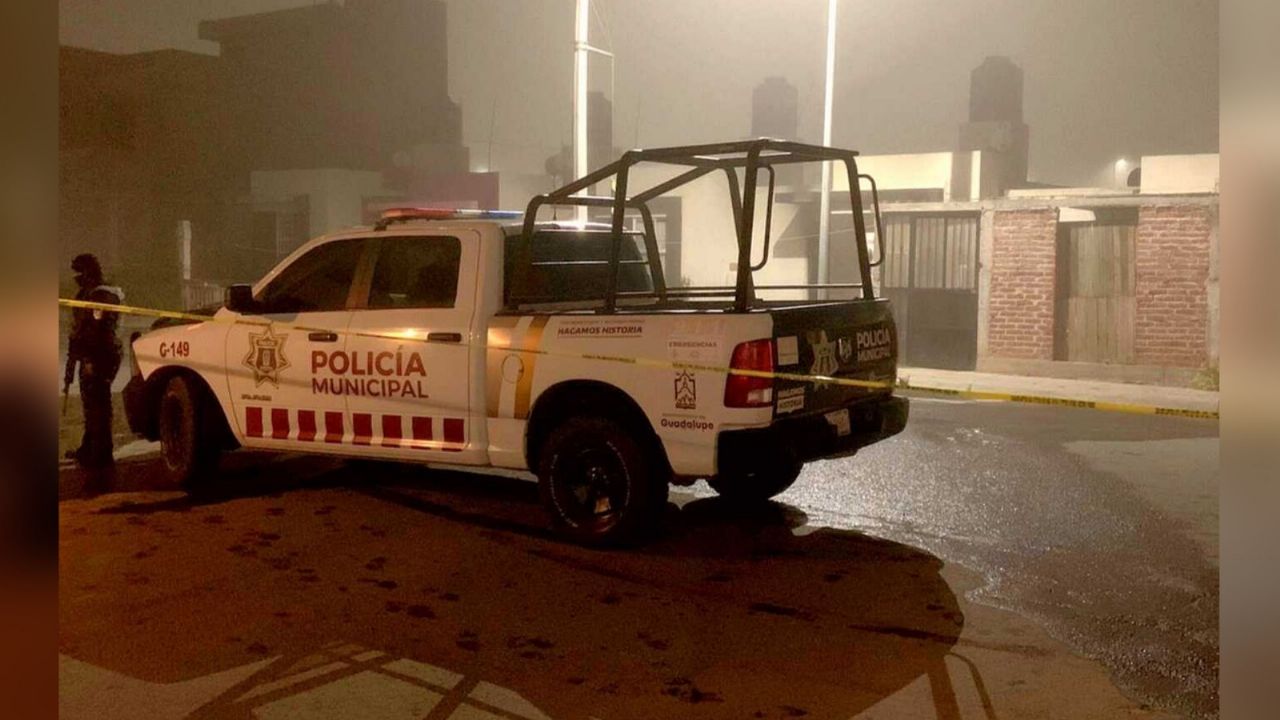 Autoridades arriban al lugar de los hechos