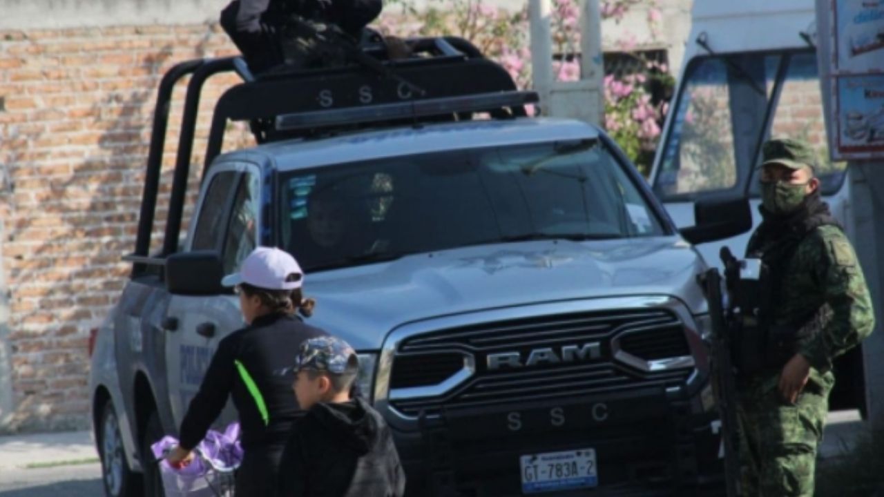 Autoridades llegan al lugar de los hechos