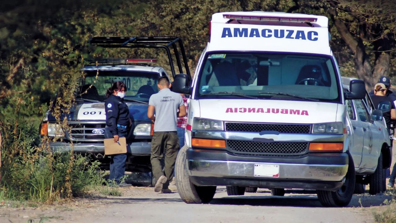 Ambulancia llega al lugar de los hechos
