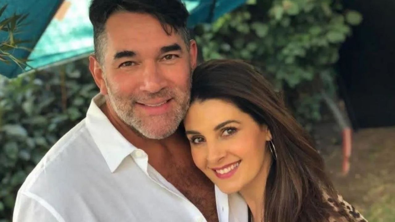 Santamarina y Mayrín Villanueva