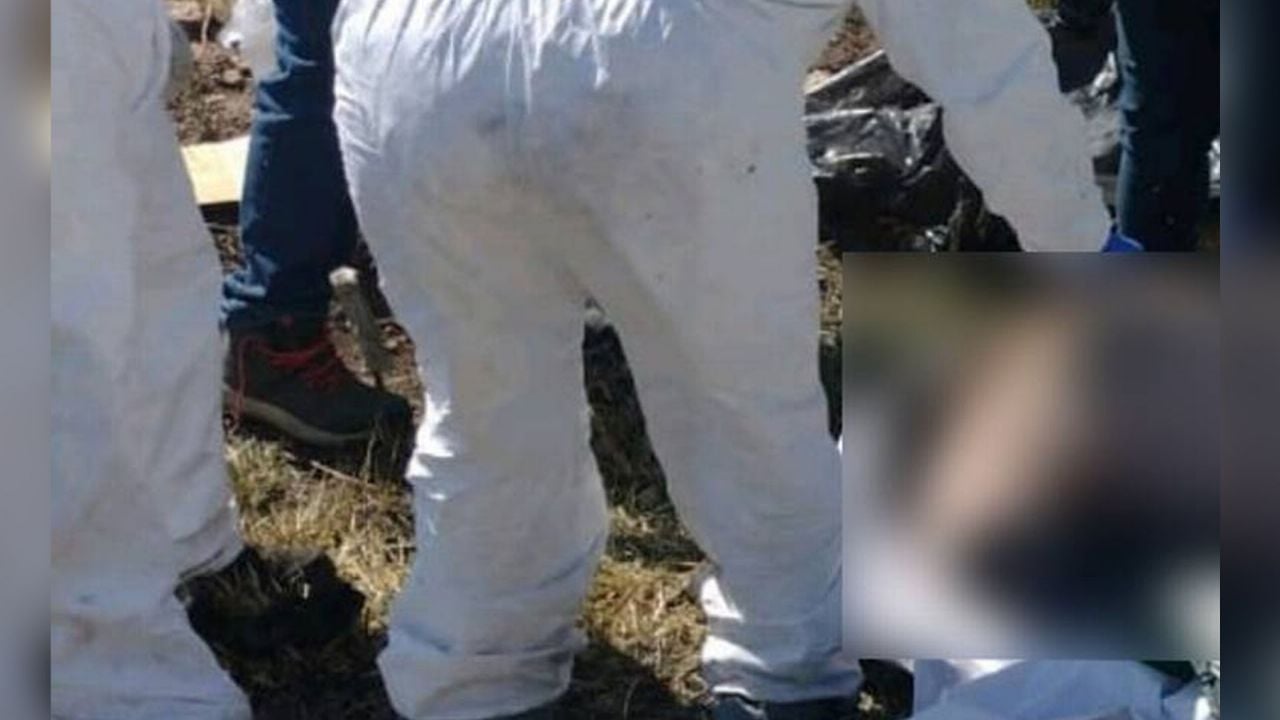 Semefo trabaja en la escena del crimen