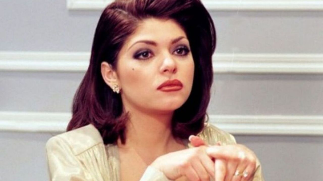 Itatí Cantoral como 'Soraya Montenegro'