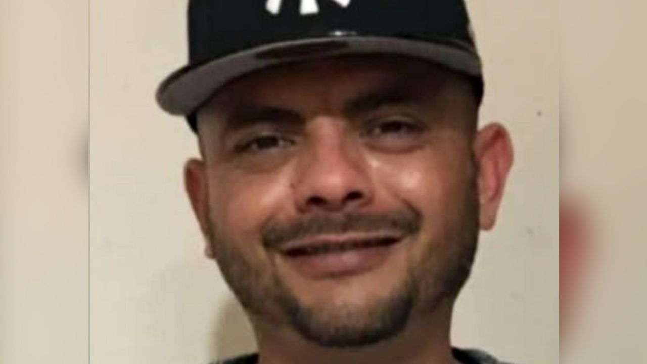 René Lizárraga tiene días sin volver a casa; desapareció repentinamente en Sonora