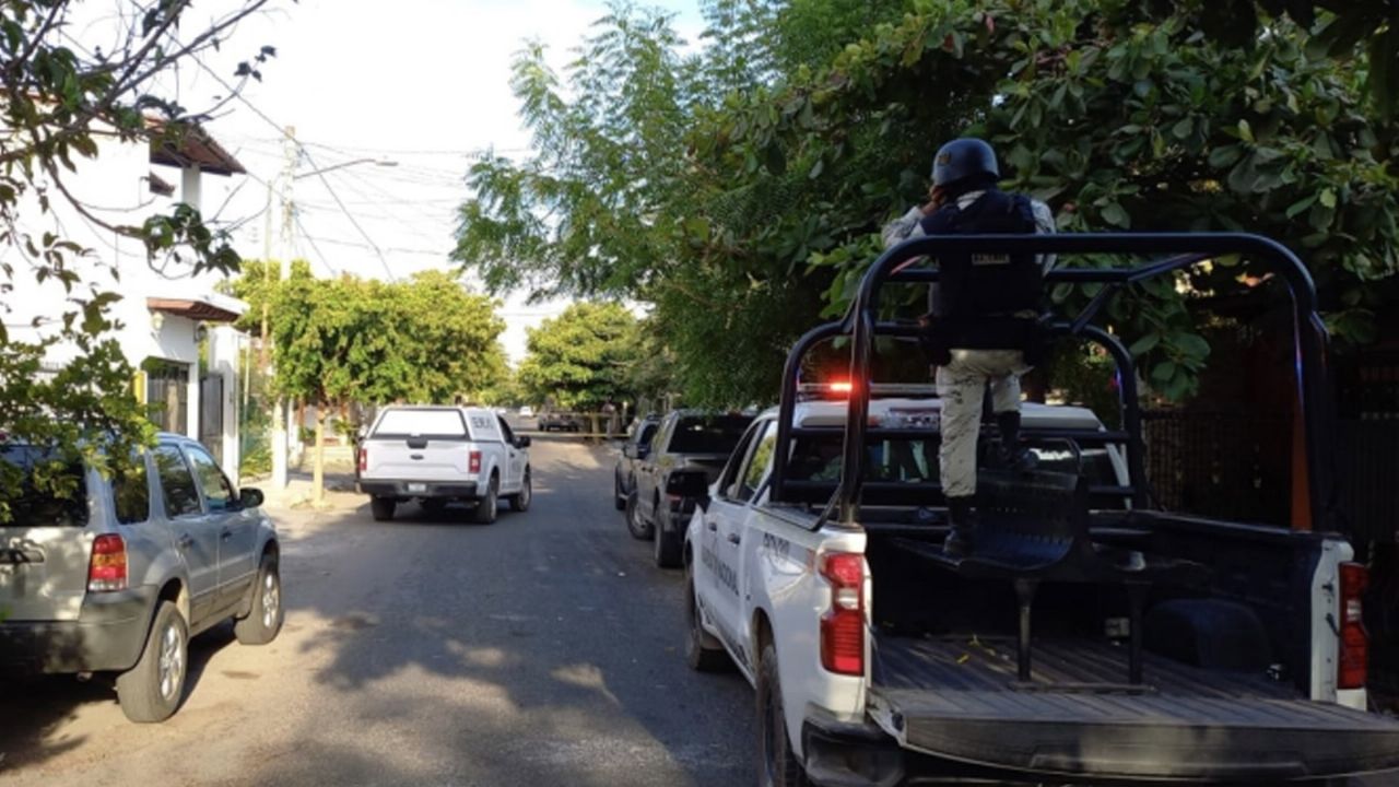 Autoridades llegan al lugar de los hechos