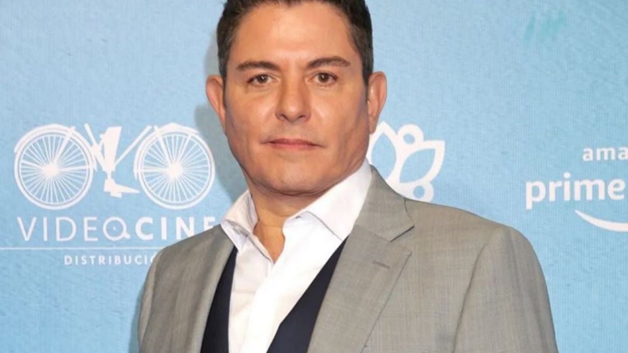 Ernesto Laguardia estalla contra reportero tras hablar de pleito en Hoy