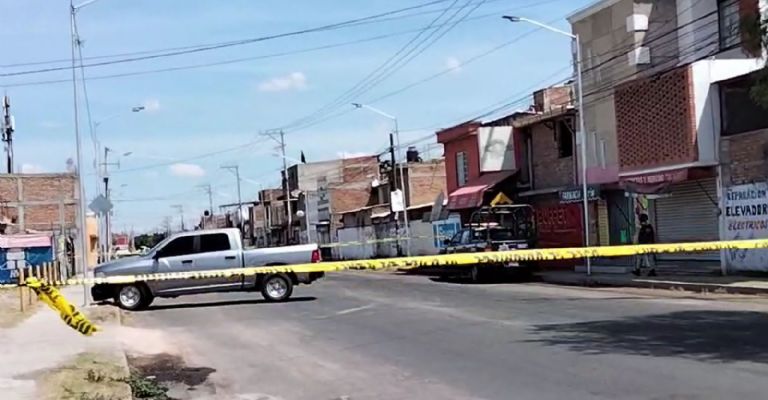 Autoridades arriban a la escena