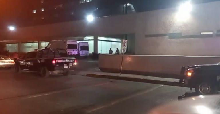 Trasladan a hospital a un hombre baleado