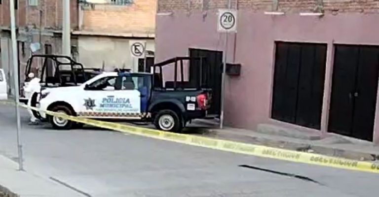 Localizan cadáver con un moño de regalo