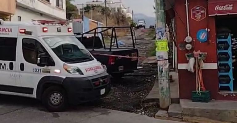 Mujer es asesinada a balazos