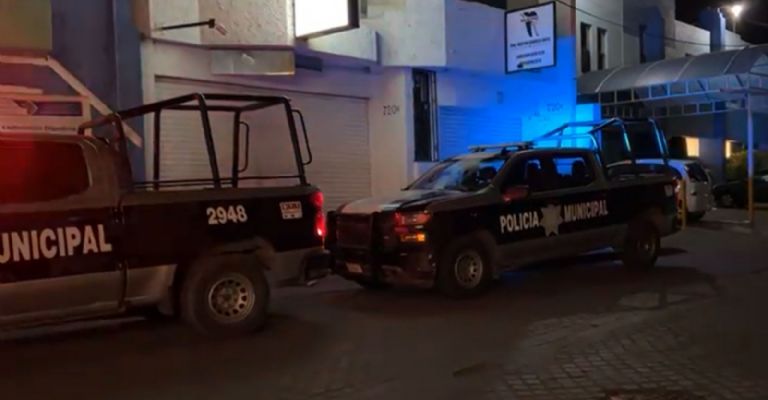 Autoridades llegan al lugar de los hechos