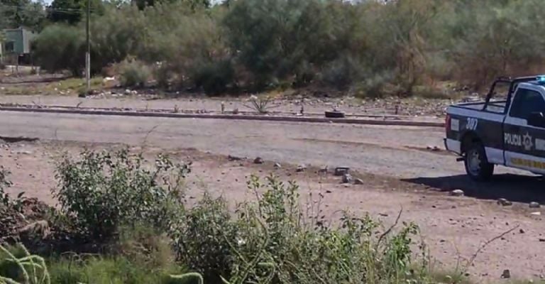 Atacan a balazos a un joven