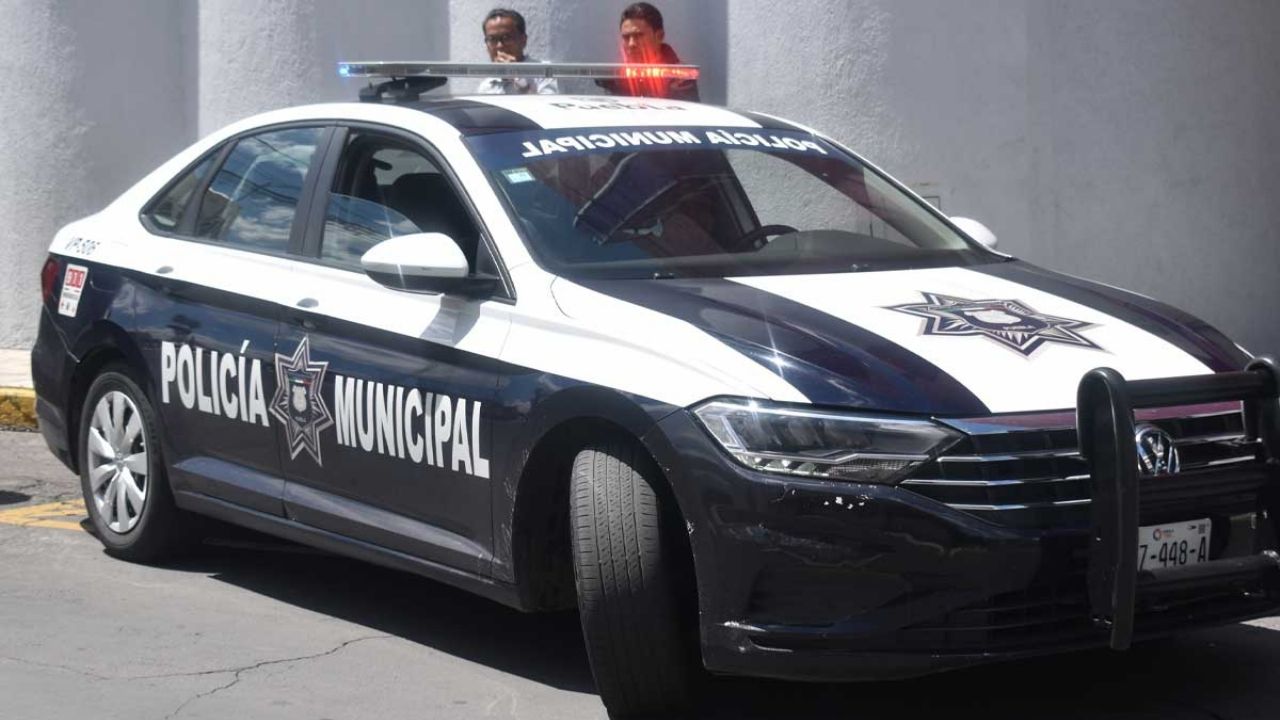 Autoridades presentes en la escena del crimen