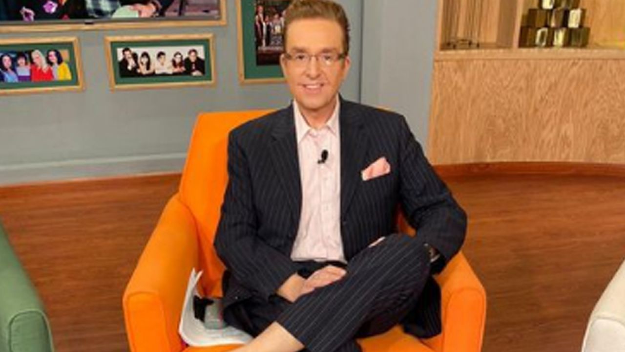 Tras 25 años en TV Azteca y dejar ‘Ventaneando’, surge nueva FOTO de Daniel Bisogno con su ‘novio’