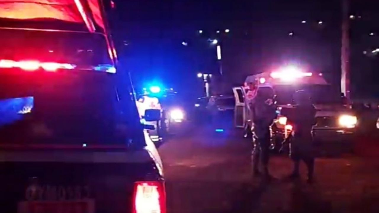 Accidente en Ciudad Obregón: Vehículo colisiona contra un tráiler; reportan 2 víctimas