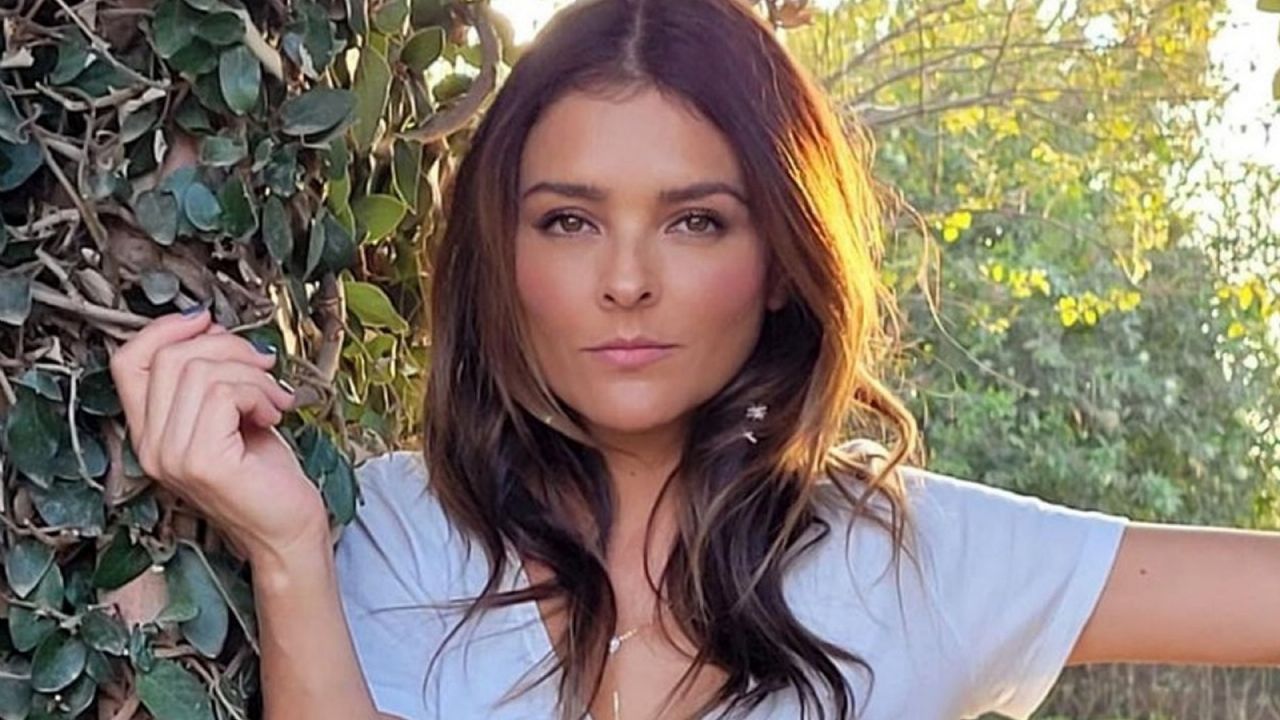 Grettell Valdez defiende a Geraldine Bazán