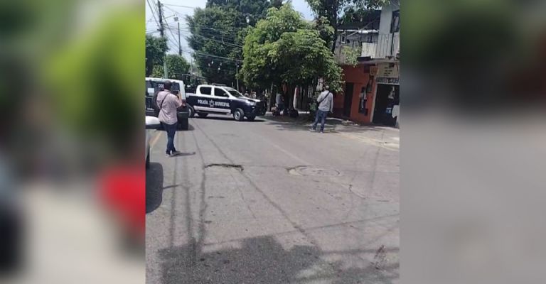 Autoridades arriban al lugar de los hechos