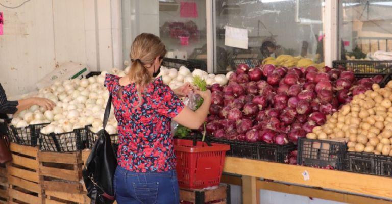 Precios de la canasta básica se mantienen al alza