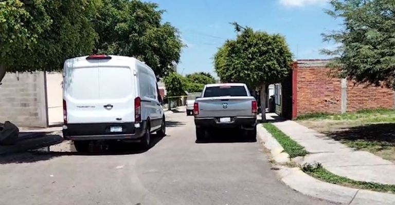 Lo asesinan a balazos en su domicilio en Villas del Bajío