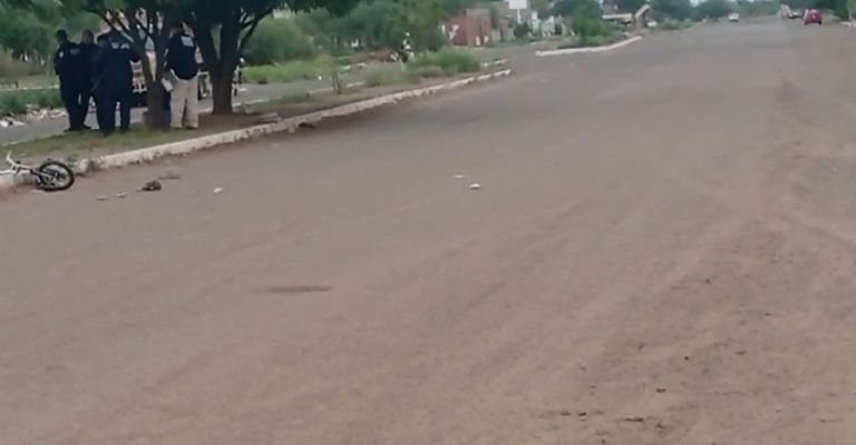 Atacan a balazos a un hombre