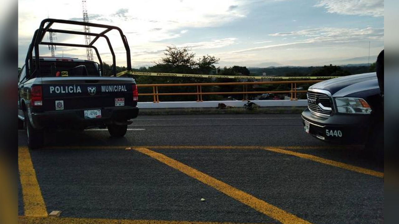 Autoridades llegan al sitio