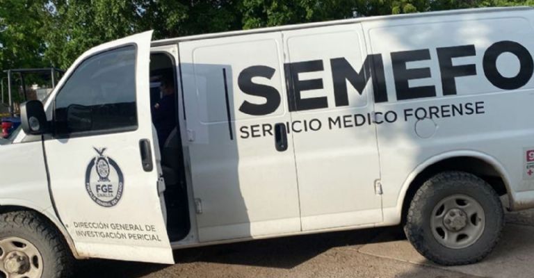 Semefo llega al lugar de los hechos