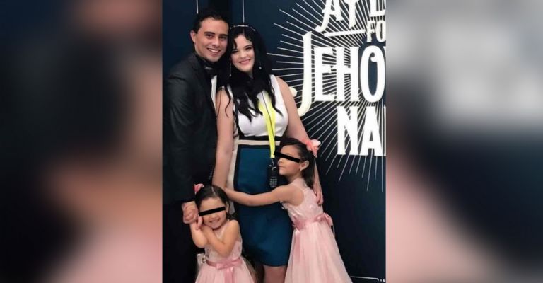 Allisson Lozz y su familia