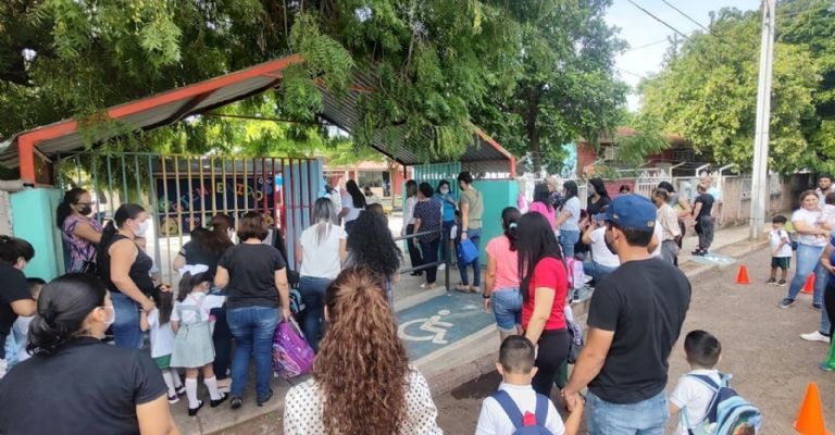 Kínder Ignacio Mariscal inicia clases en otra escuela por falta de condiciones adecuadas