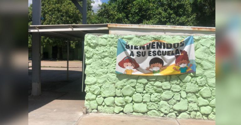 Piden destitución de director de primaria