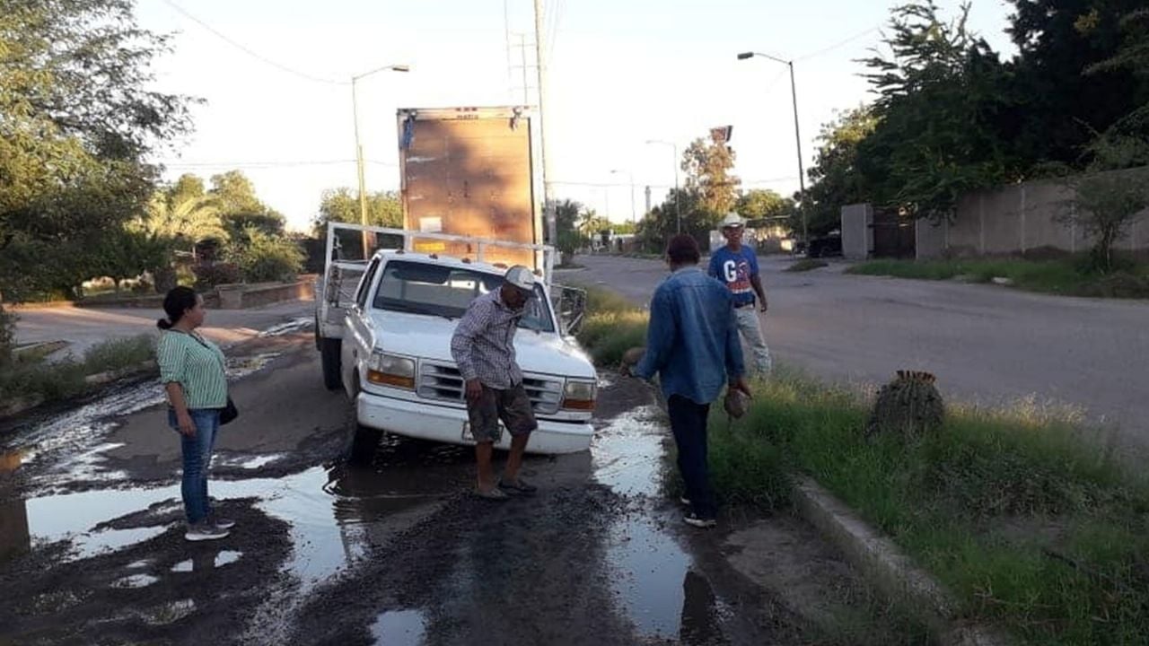 Conductores, en total riesgo en Guaymas; existen 300 alcantarillas ‘destapadas’ en calles y avenidas