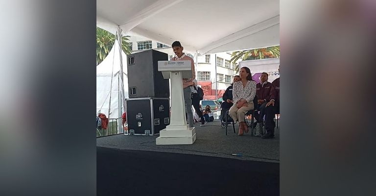 Guaymense Bruno Díaz es portavoz de niños de México en la 'Feria de la Inclusión 2022'