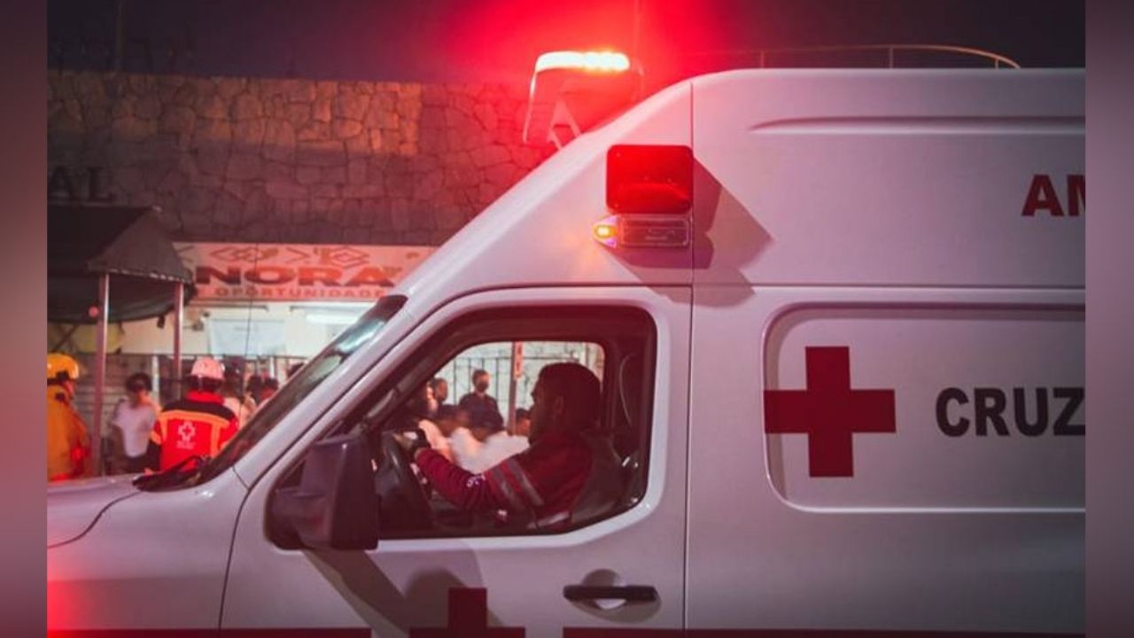 Paramédicos llegan a la zona