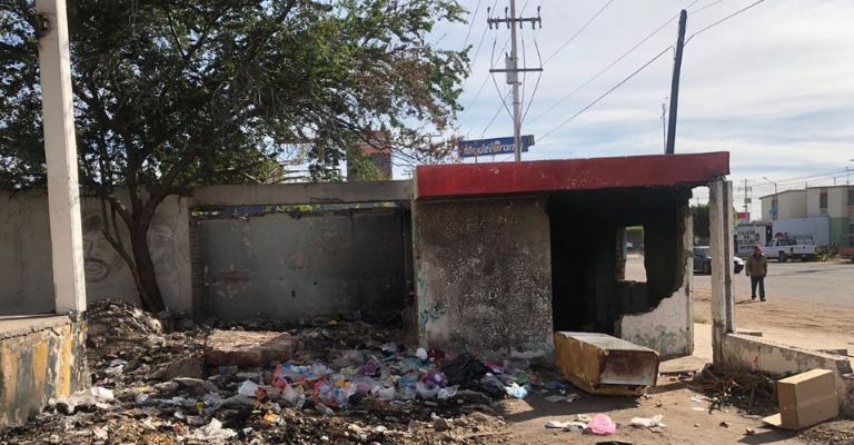 Rastro Municipal viejo es utilizado como basurero; se decía que se vendería