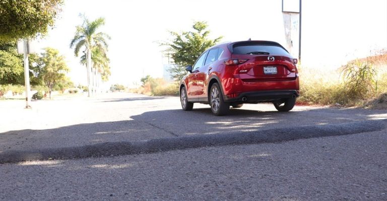 Vecinos de la Capistrano continúan con las protestas